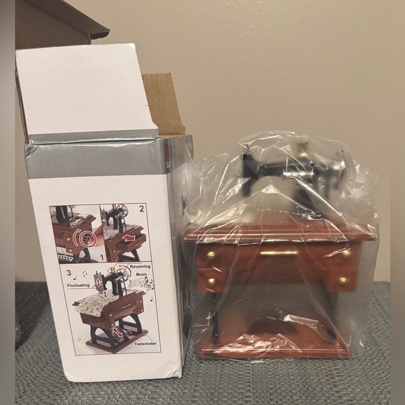 Nostalgie Musical Box - Picture 3 of 6